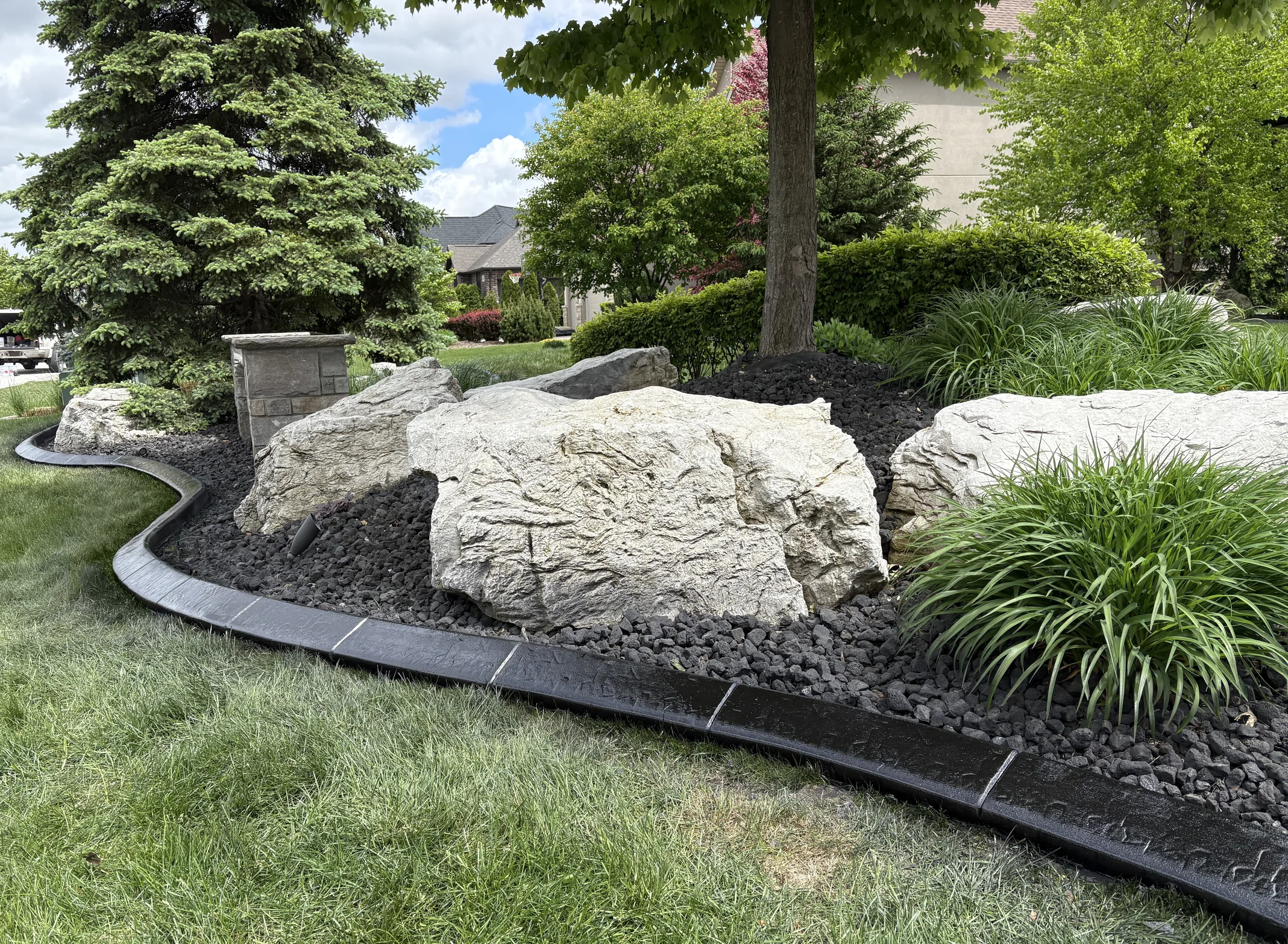 Front yard landscape